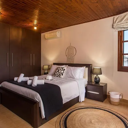 Hriska Luxury Ixia (Rhodes)