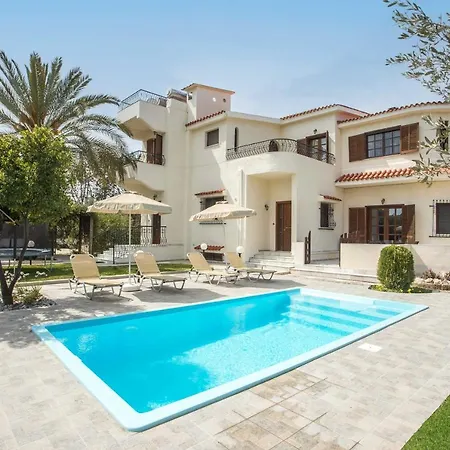 Villa Hriska * Ιξιά