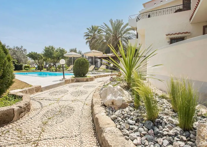 Hriska Lägenhet Ixia (Rhodes)